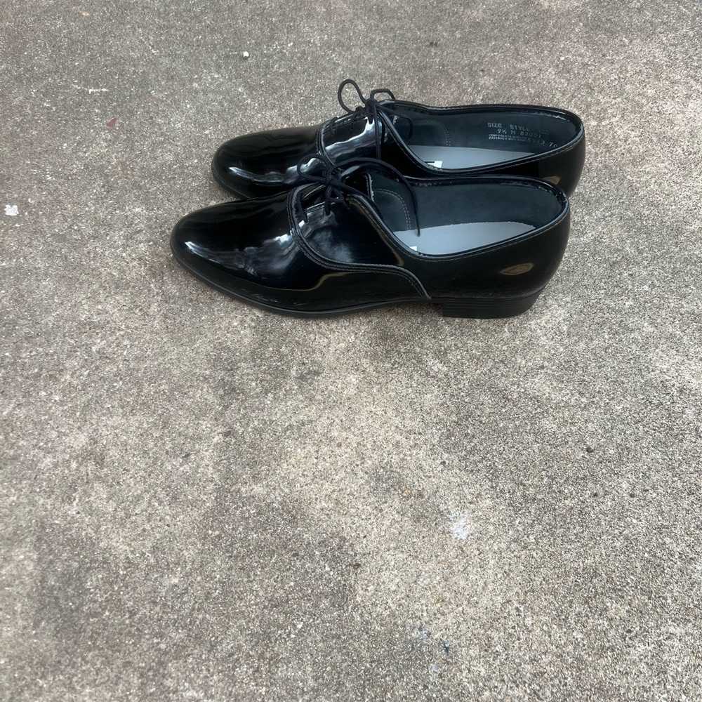 Pierre Cardin Shiny Black Derbys